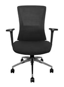 Silla Ejecutiva  respaldo mesh, asiento en tela, mecanismo synchro, coderas ajustables, con llantas.  Dimensiones: ancho t. 66 cm, profundidad 69 cm, altura 109 cm.   Disponible en gris y negro.